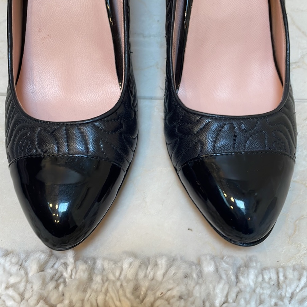 TARYN ROSE BLACK LEATHER PUMPS - Picture 6 of 10